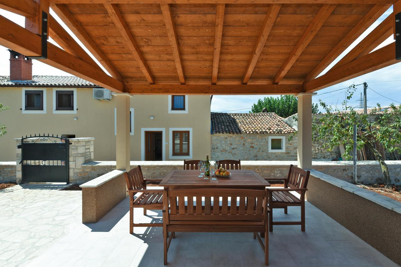 הוילה Galižana House Bruno 1735 מראה חיצוני תמונה